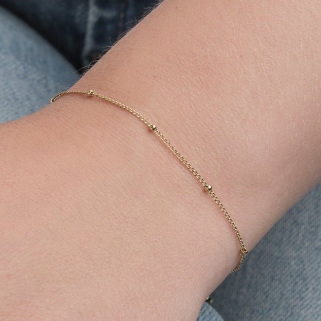 Armband bolletjes goud - Desieradenconcurrent.nl