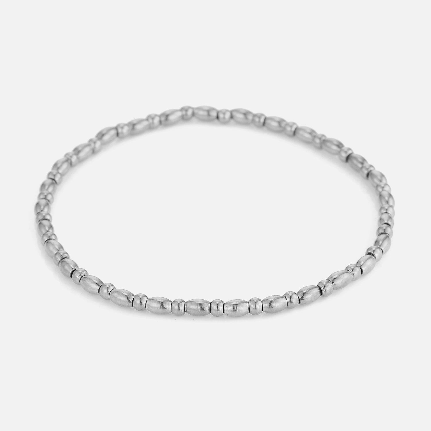 Armband kleine bolletjes stretch zilver - Desieradenconcurrent.nl