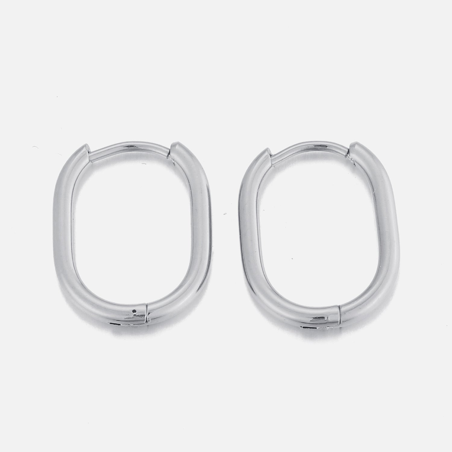 DYO premium ovalen oorbellen 1,8 cm zilver - Desieradenconcurrent.nl