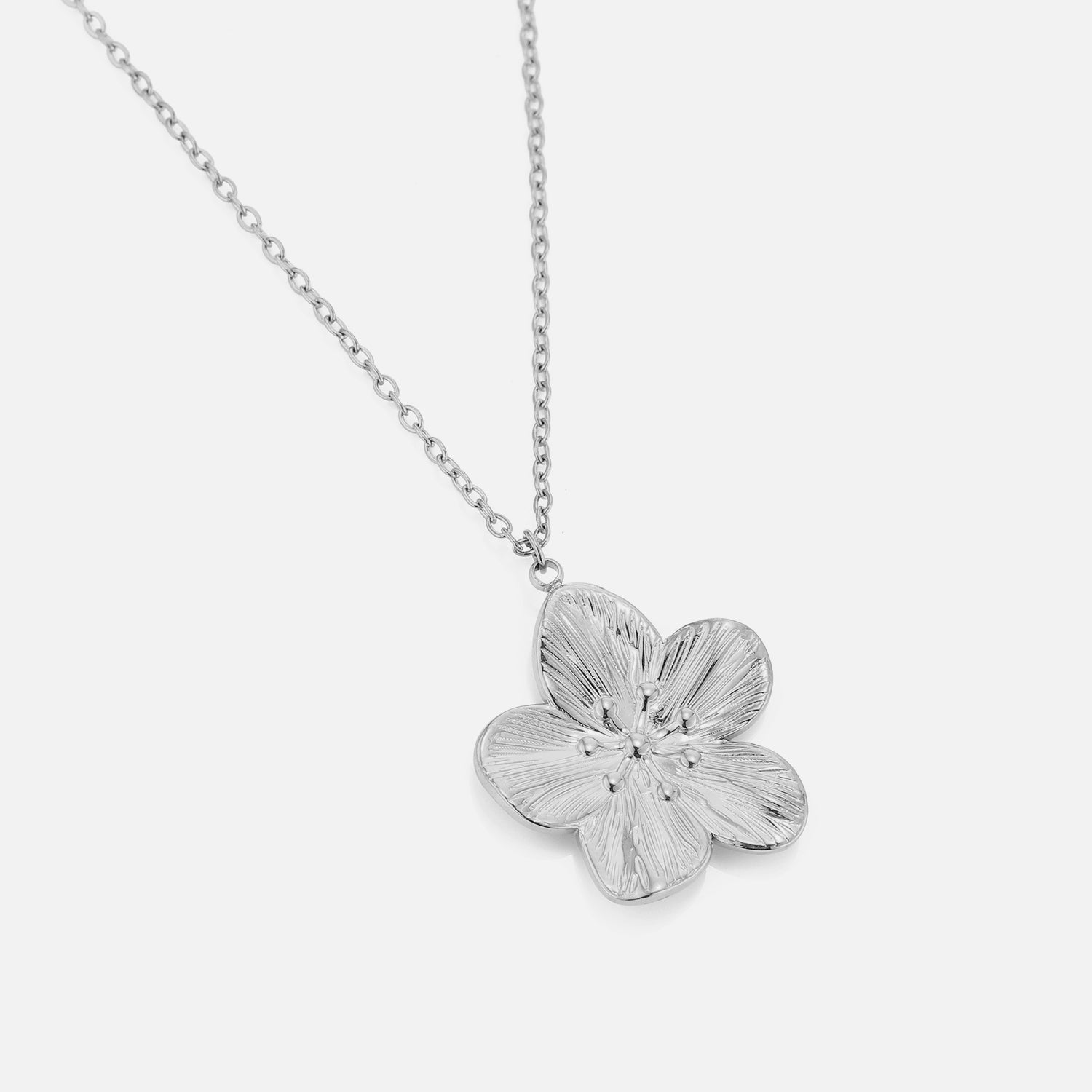 Ketting bloem statement zilver - Desieradenconcurrent.nl