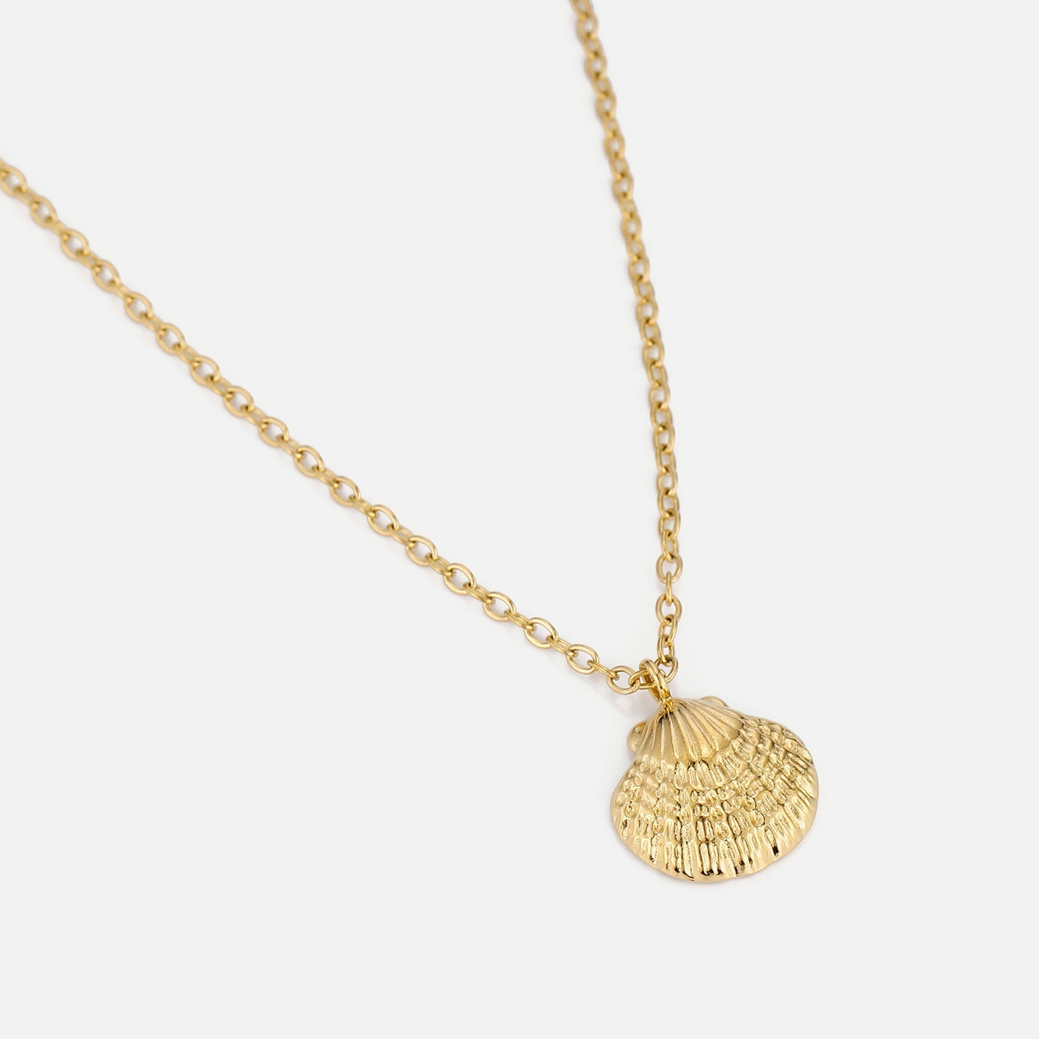 Ketting zee schelp goud - Desieradenconcurrent.nl