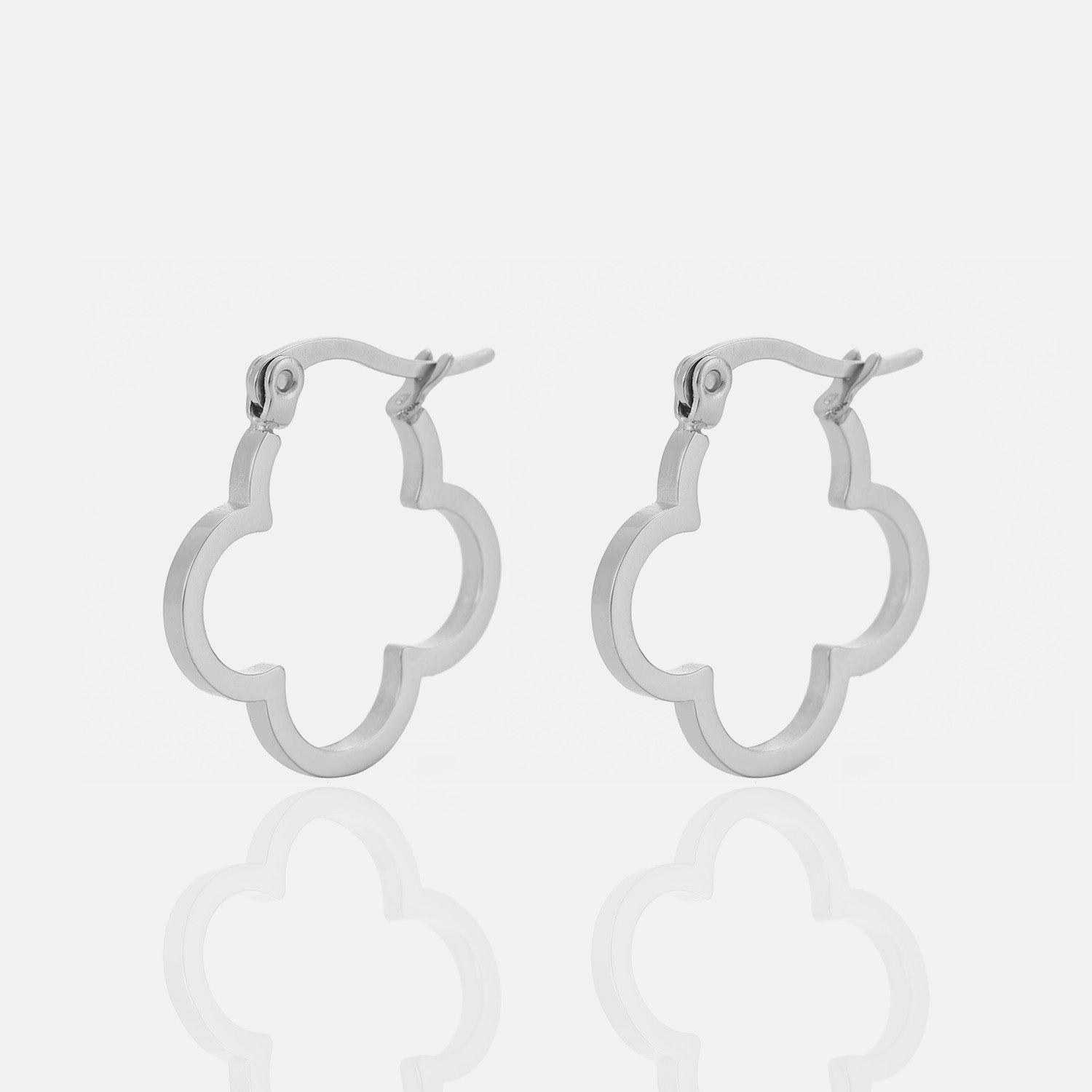 Klaver hoops zilver - Desieradenconcurrent.nl