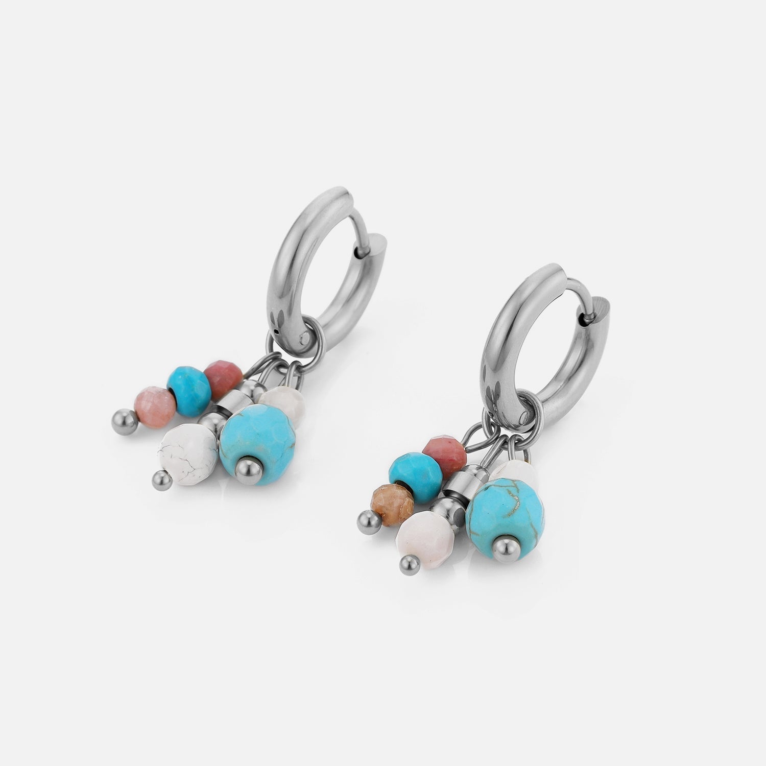 Oorbellen blauw gekleurde kralen zilver - Desieradenconcurrent.nl