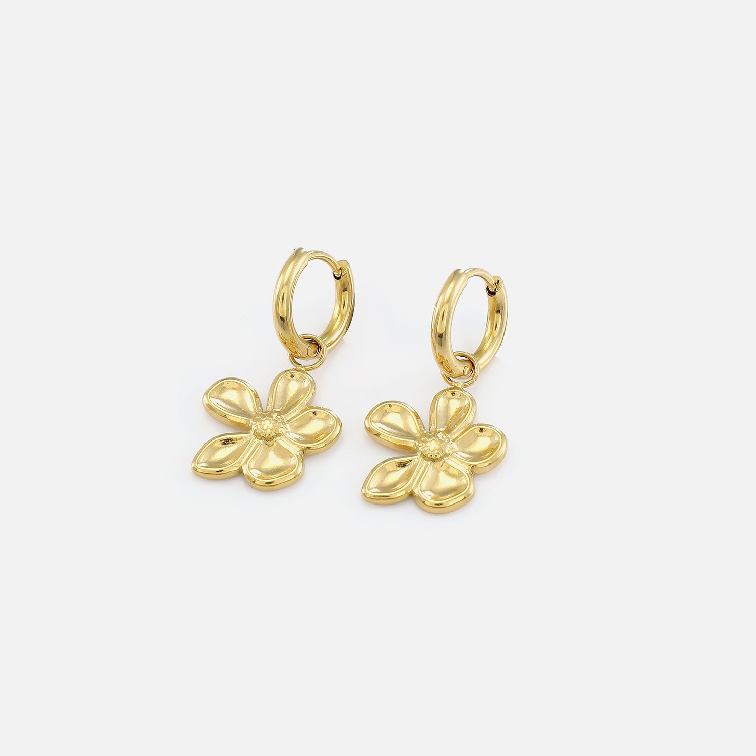 Oorbellen flower goud - Desieradenconcurrent.nl