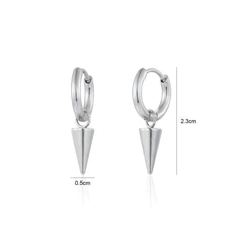 Oorbellen punt zilver - Desieradenconcurrent.nl