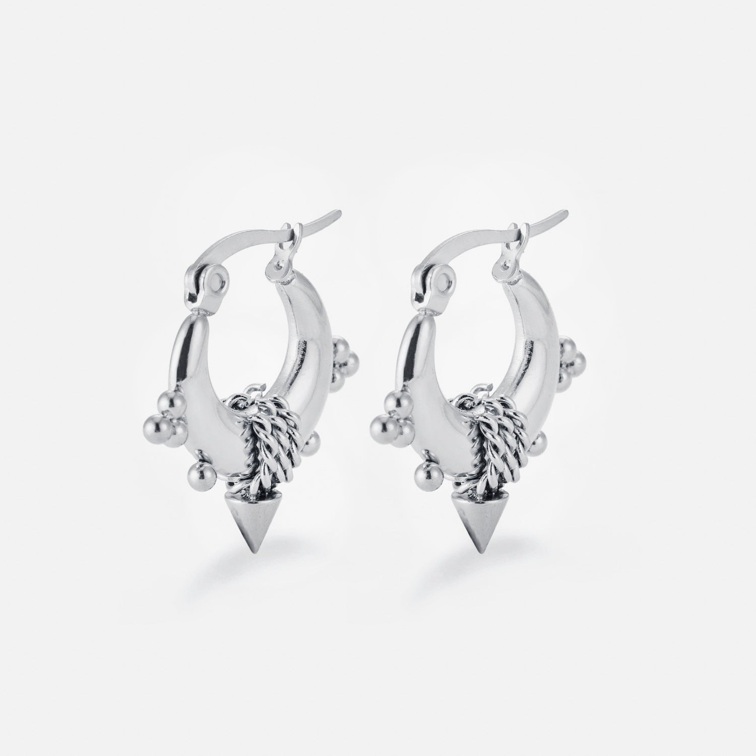 Oorbellen spikes zilver - Desieradenconcurrent.nl