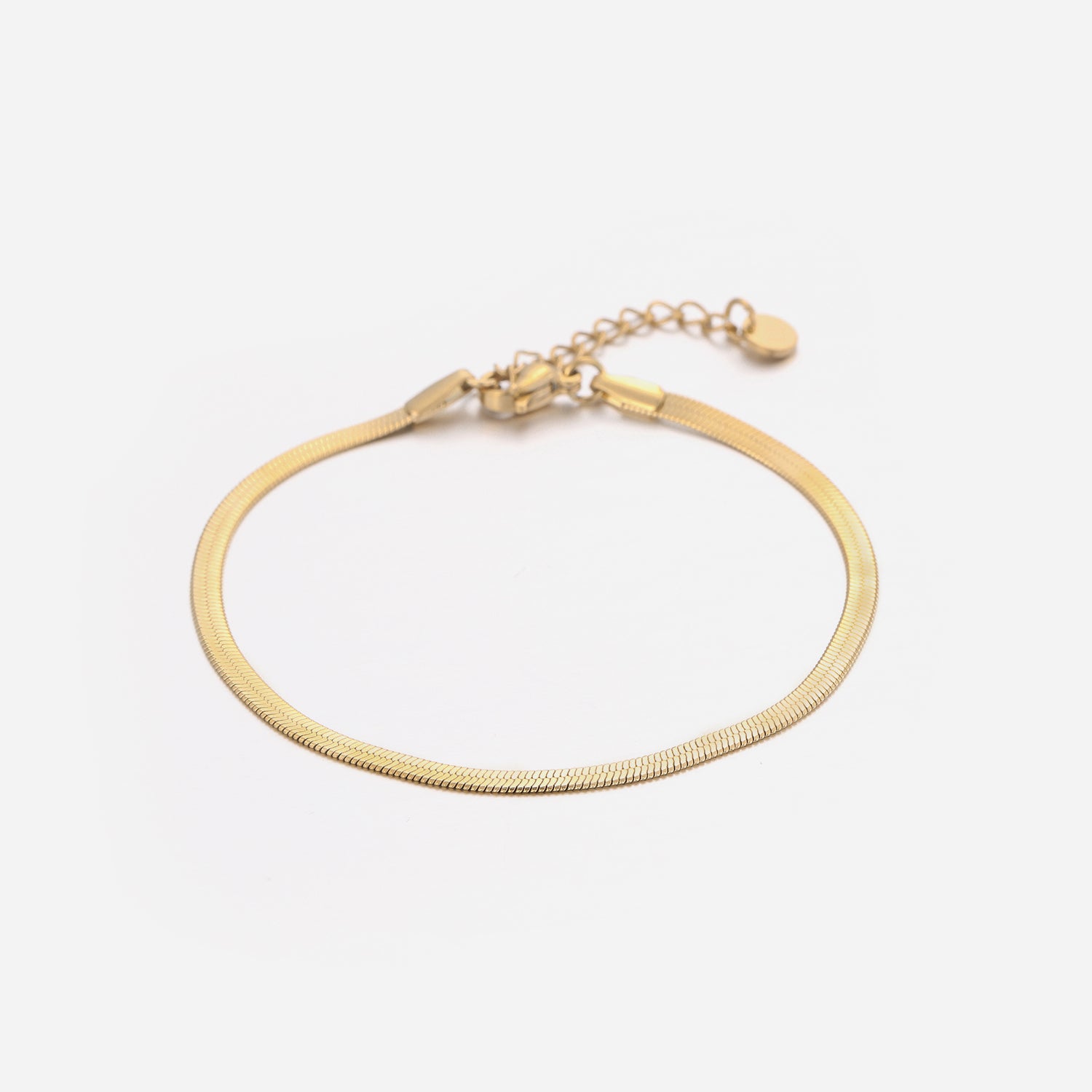 Platte armband 2mm goud - Desieradenconcurrent.nl