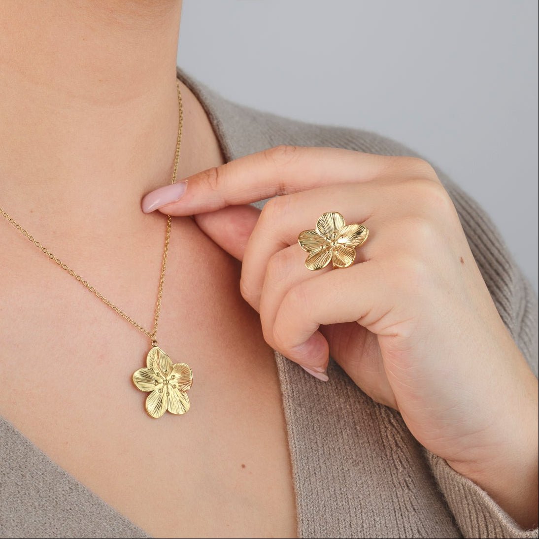 Ring botanical bloom goud - Desieradenconcurrent.nl