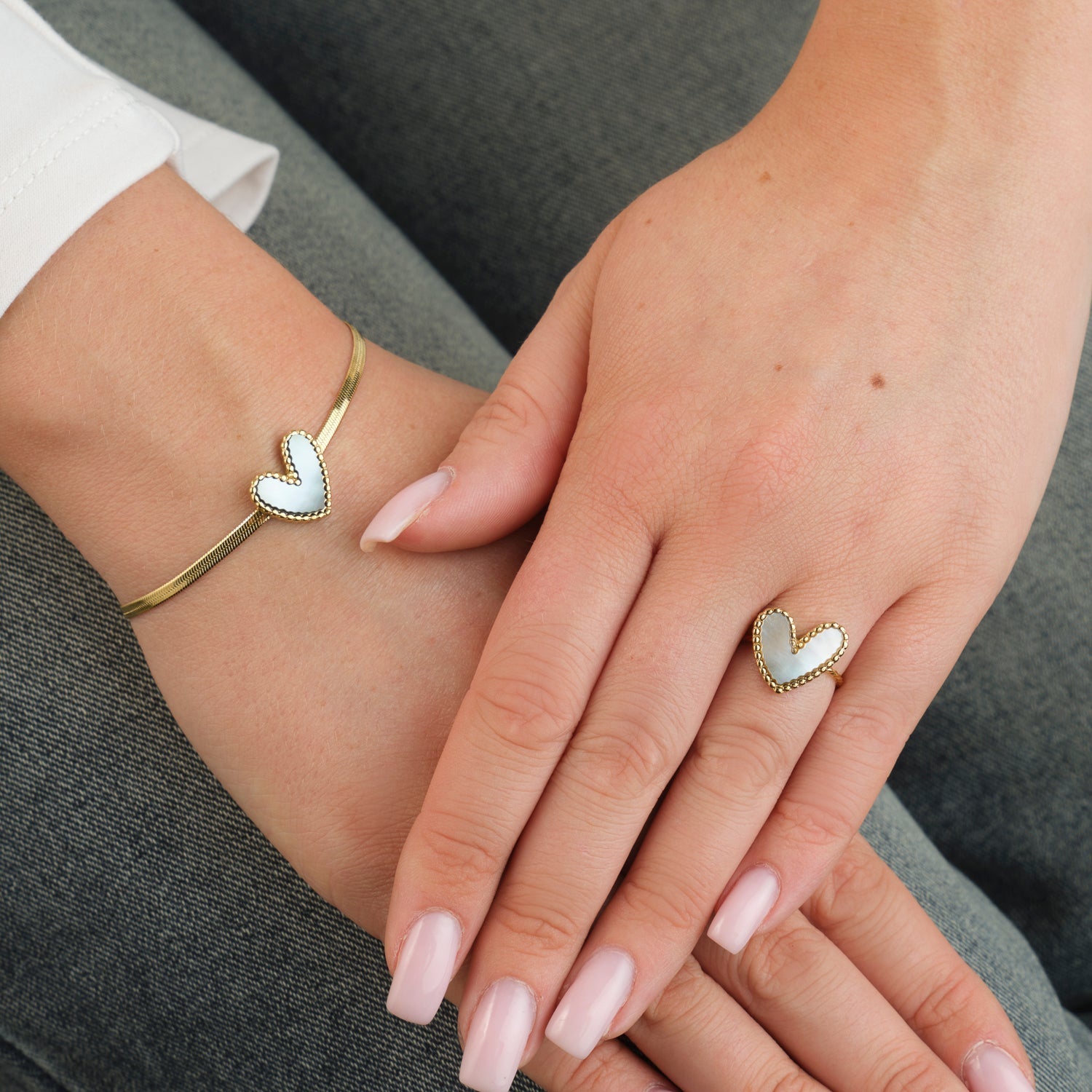 Ring parelmoer goud - Desieradenconcurrent.nl