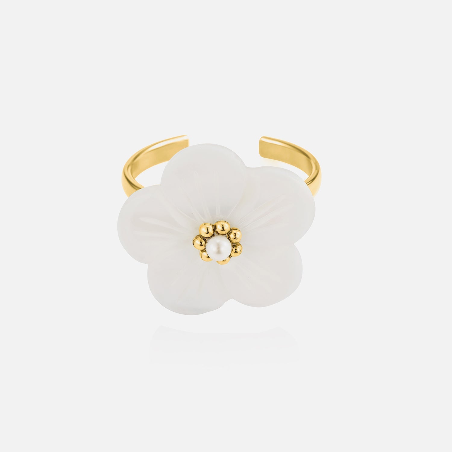 Ring witte bloem goud - Desieradenconcurrent.nl