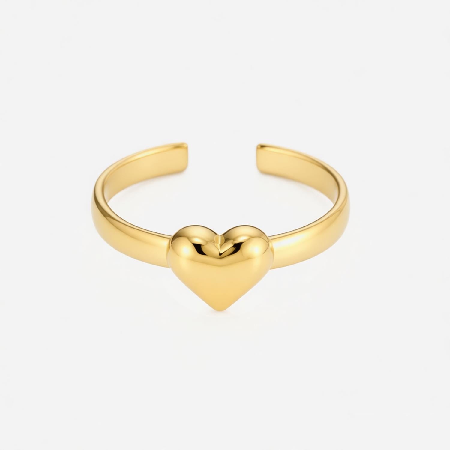 Heart Ring – Timeless Charm