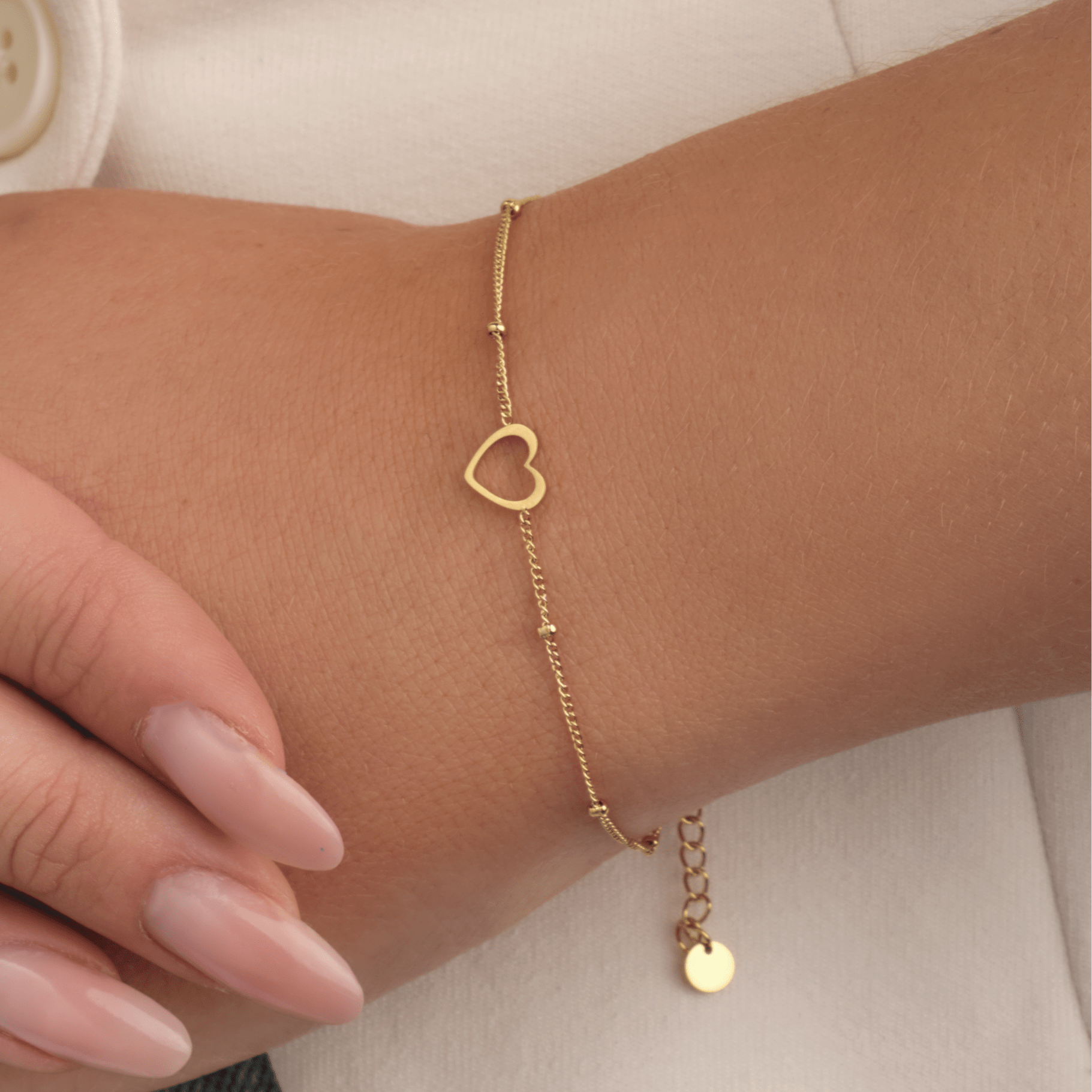 Armband simpel hartje goud - Desieradenconcurrent.nl
