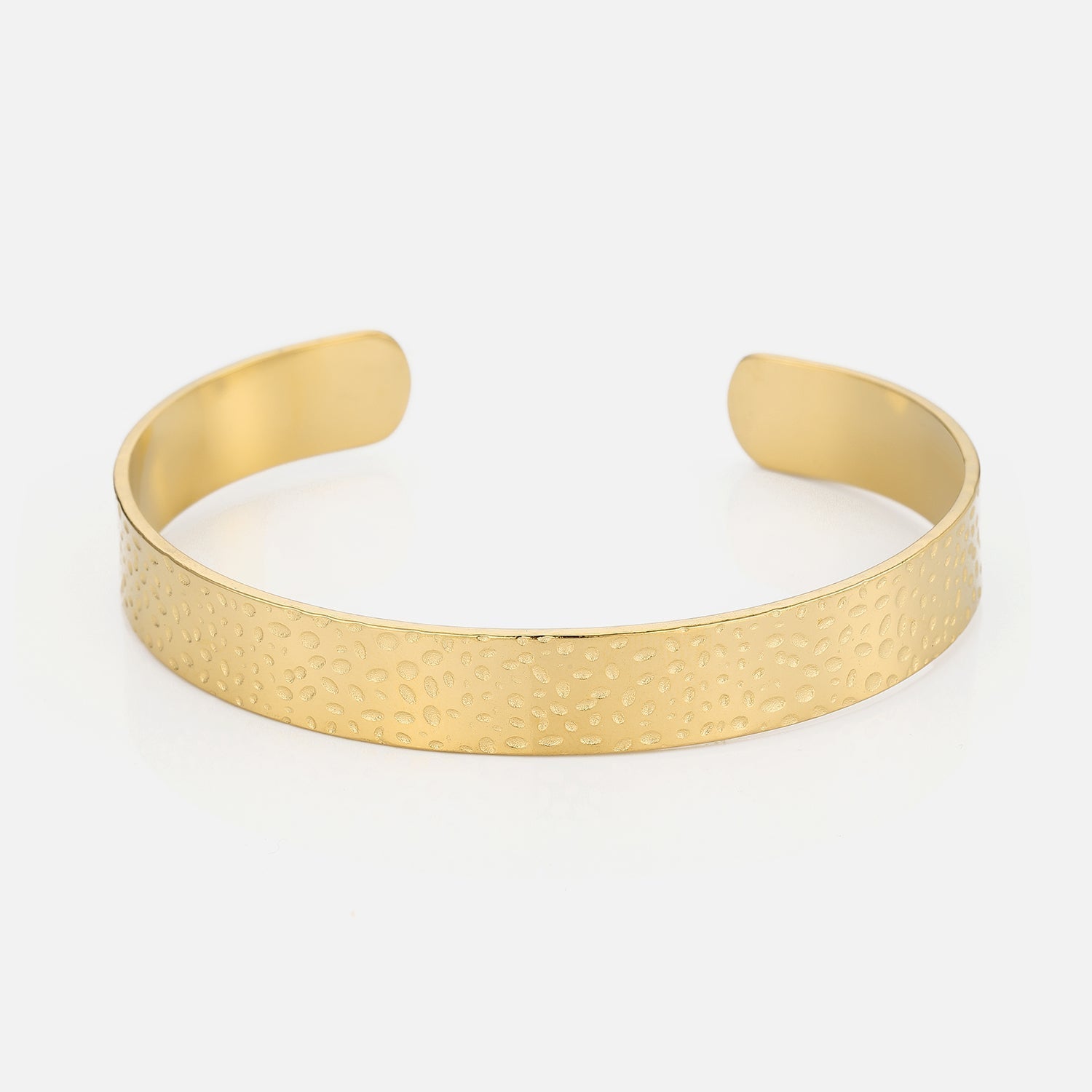 Bangle gehamerd goud - Desieradenconcurrent.nl