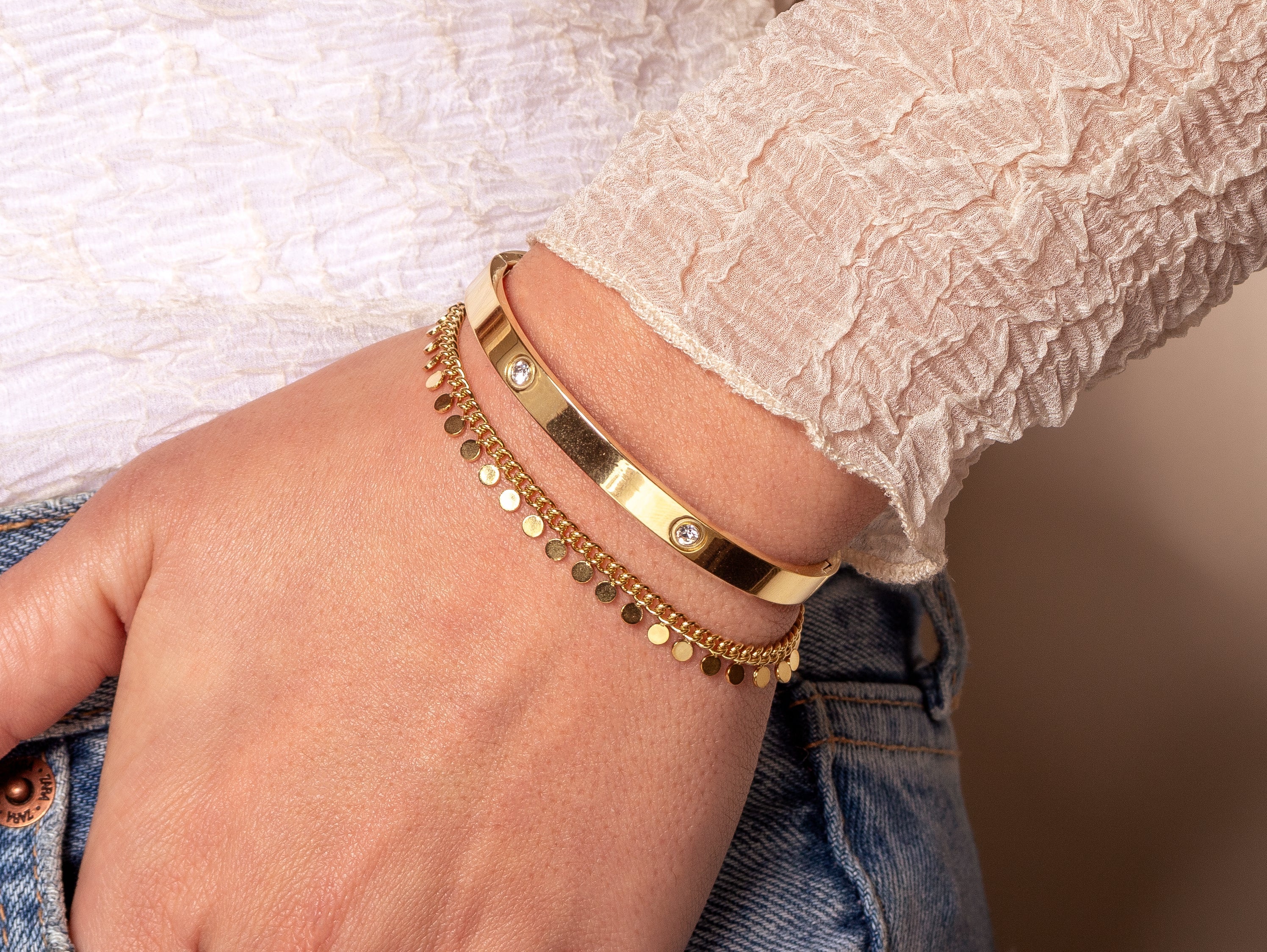 Bangle steentje goud - Desieradenconcurrent.nl
