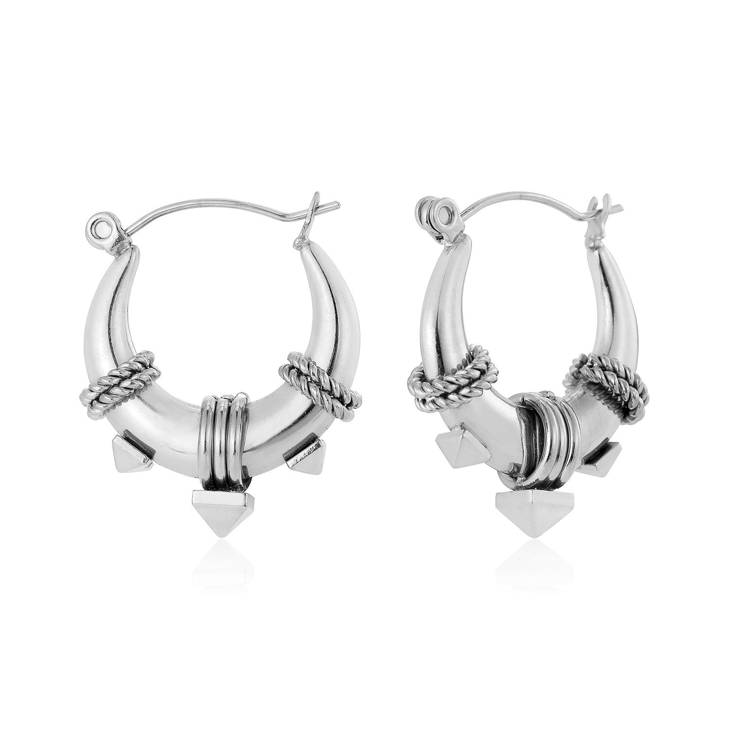 Boho bliss oorbellen zilver - Desieradenconcurrent.nl