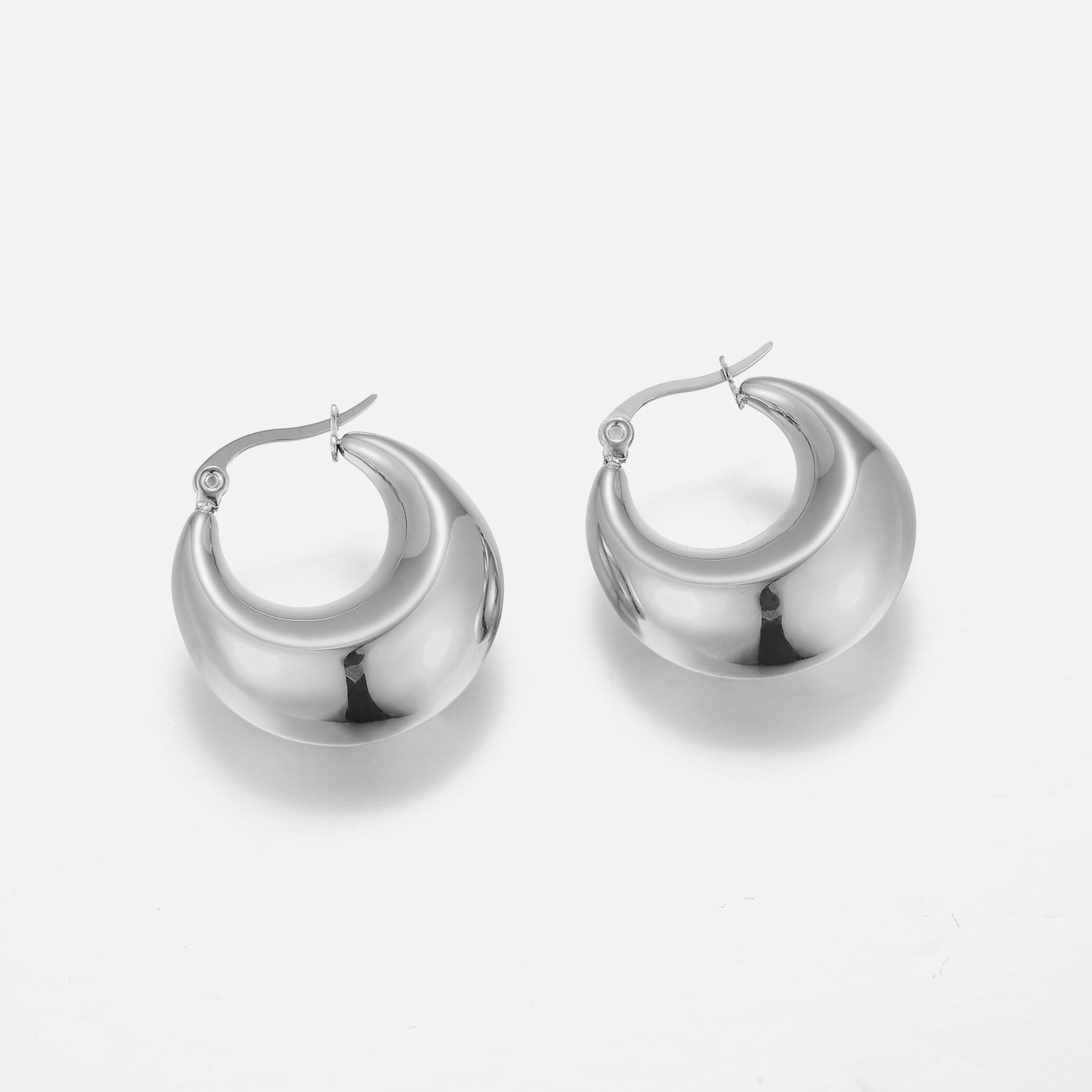 Chunky oorbellen zilver - Desieradenconcurrent.nl