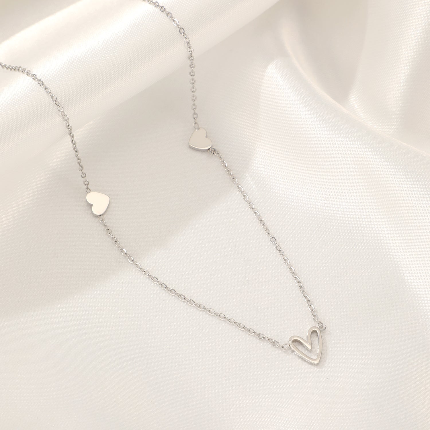 Drie hartjes ketting zilver - Desieradenconcurrent.nl