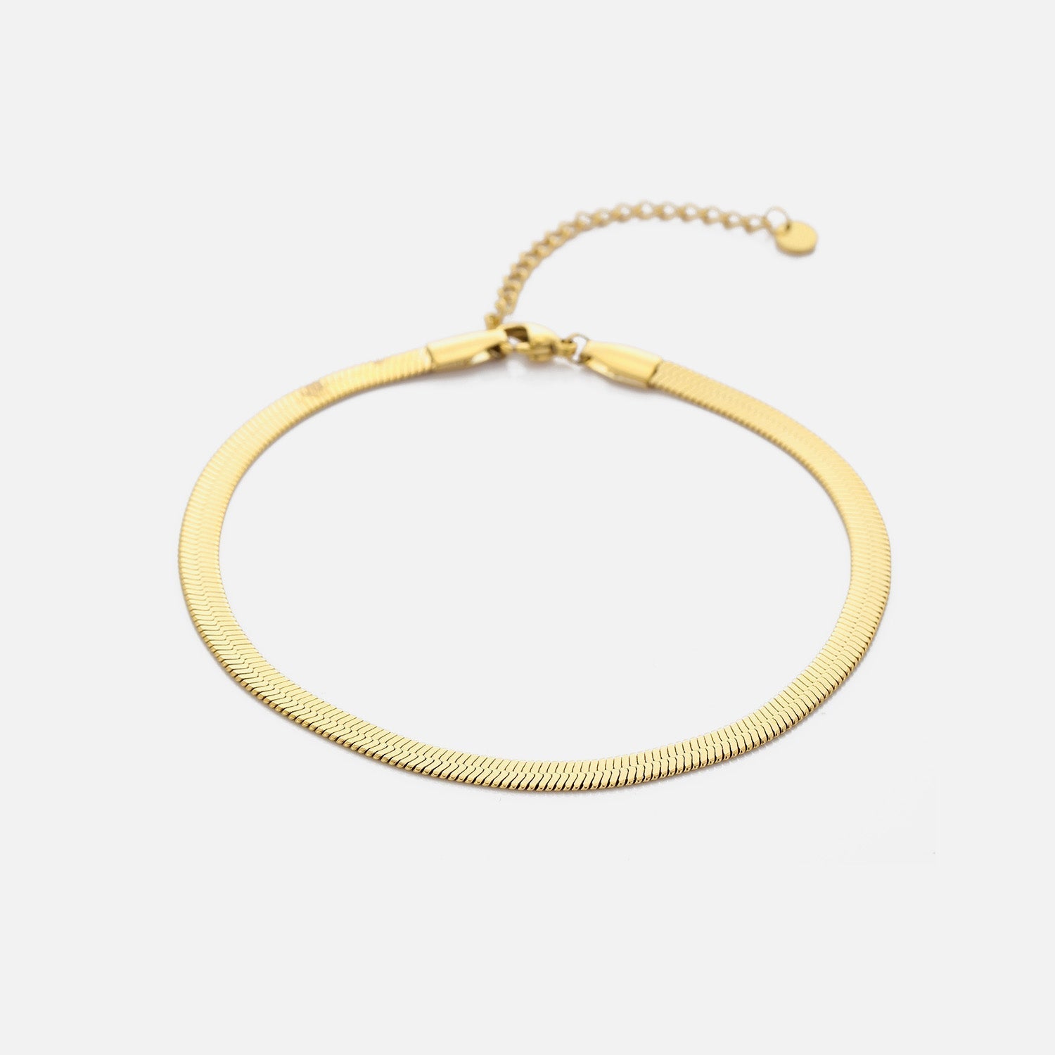 Enkelband platte schakel 4mm goud - Desieradenconcurrent.nl