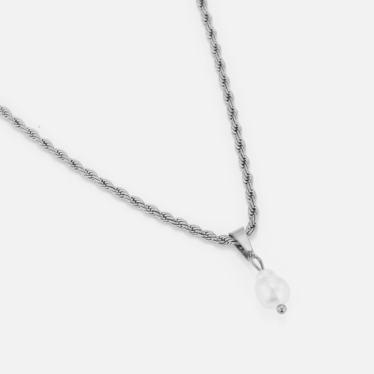 Gedraaide ketting parel zilver - Desieradenconcurrent.nl
