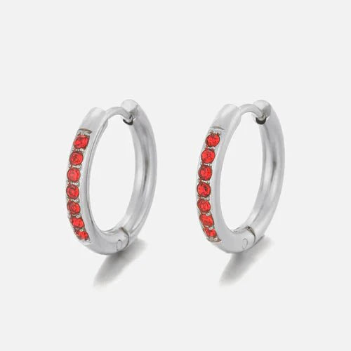 Hoops met steentjes rood/zilver - Desieradenconcurrent.nl