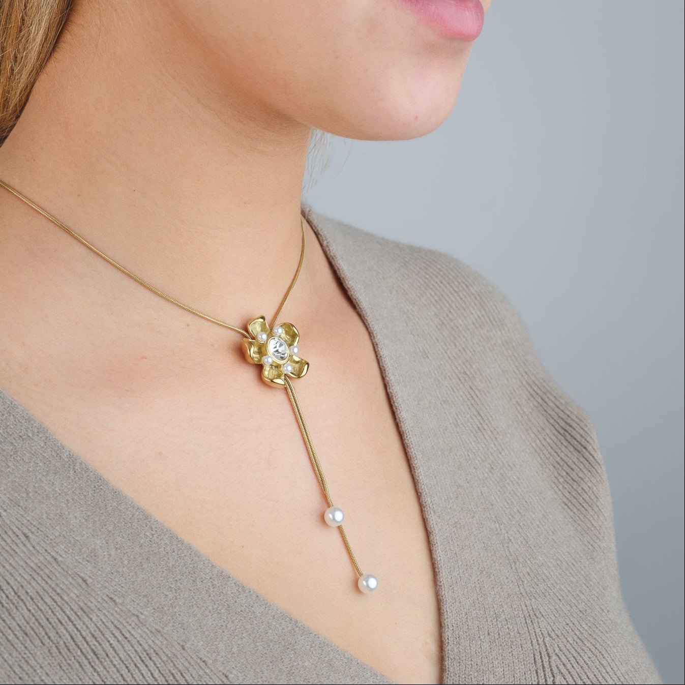 Ketting bloem zirkonia goud - Desieradenconcurrent.nl
