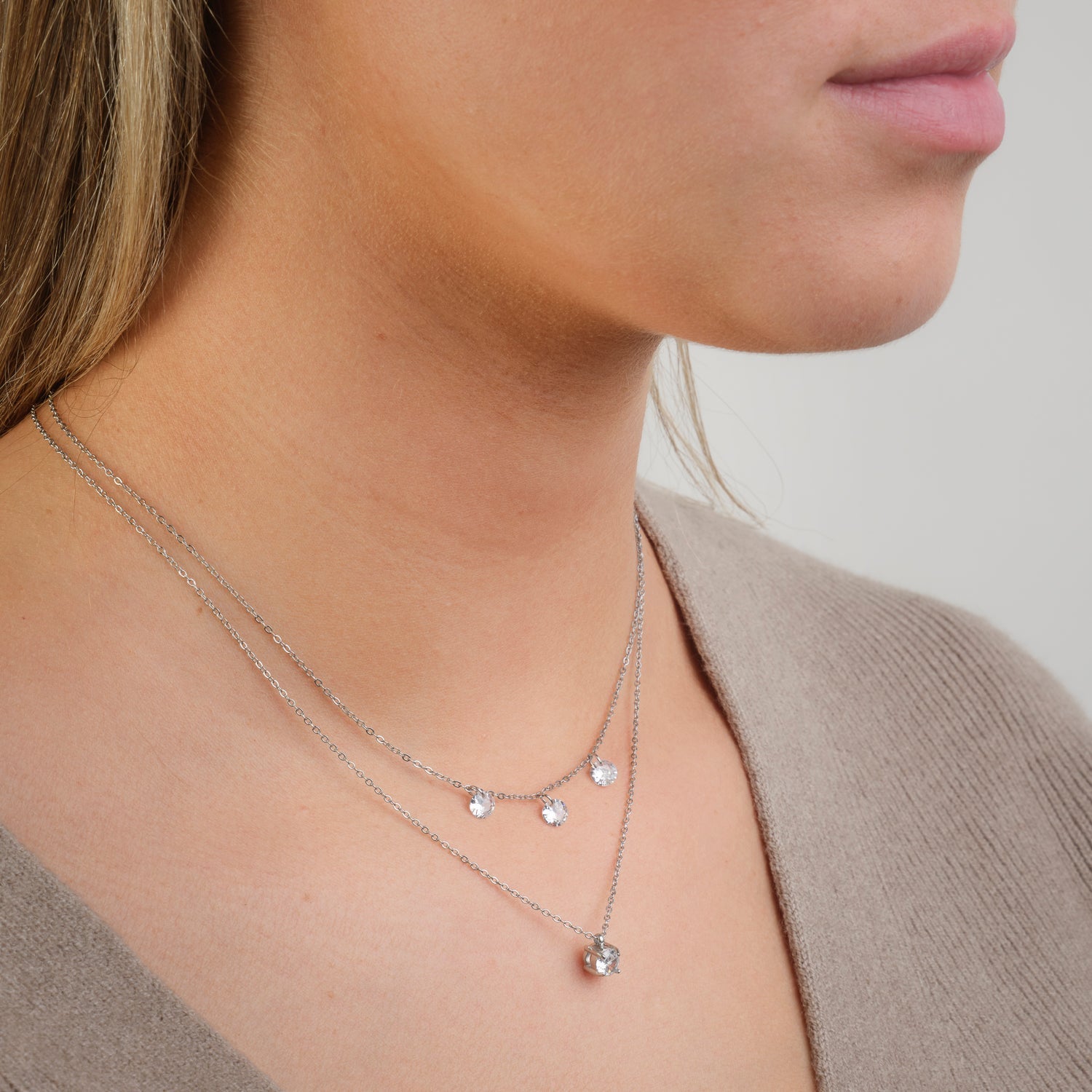 Ketting drie steentjes zilver - Desieradenconcurrent.nl