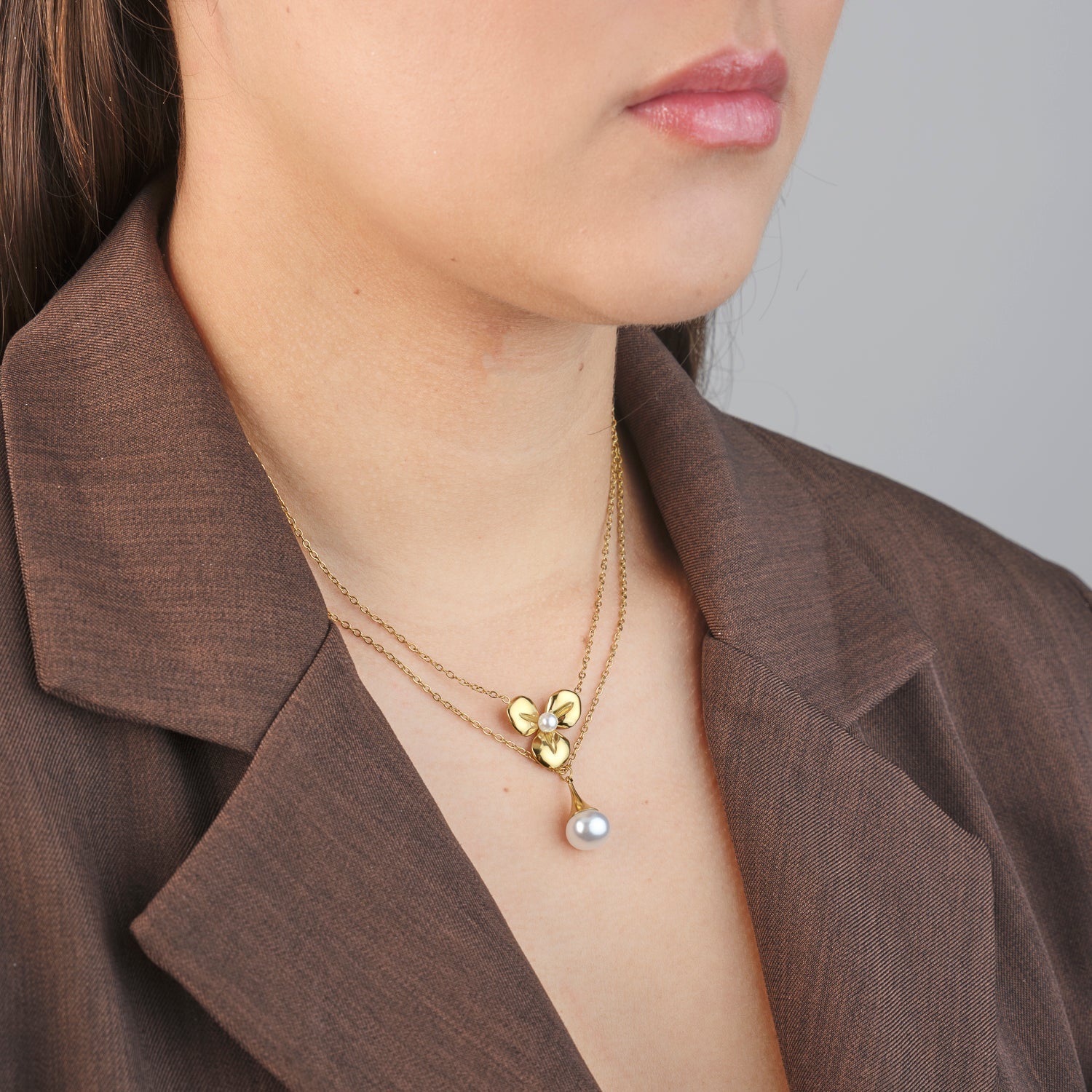 Ketting druppel parel goud - Desieradenconcurrent.nl
