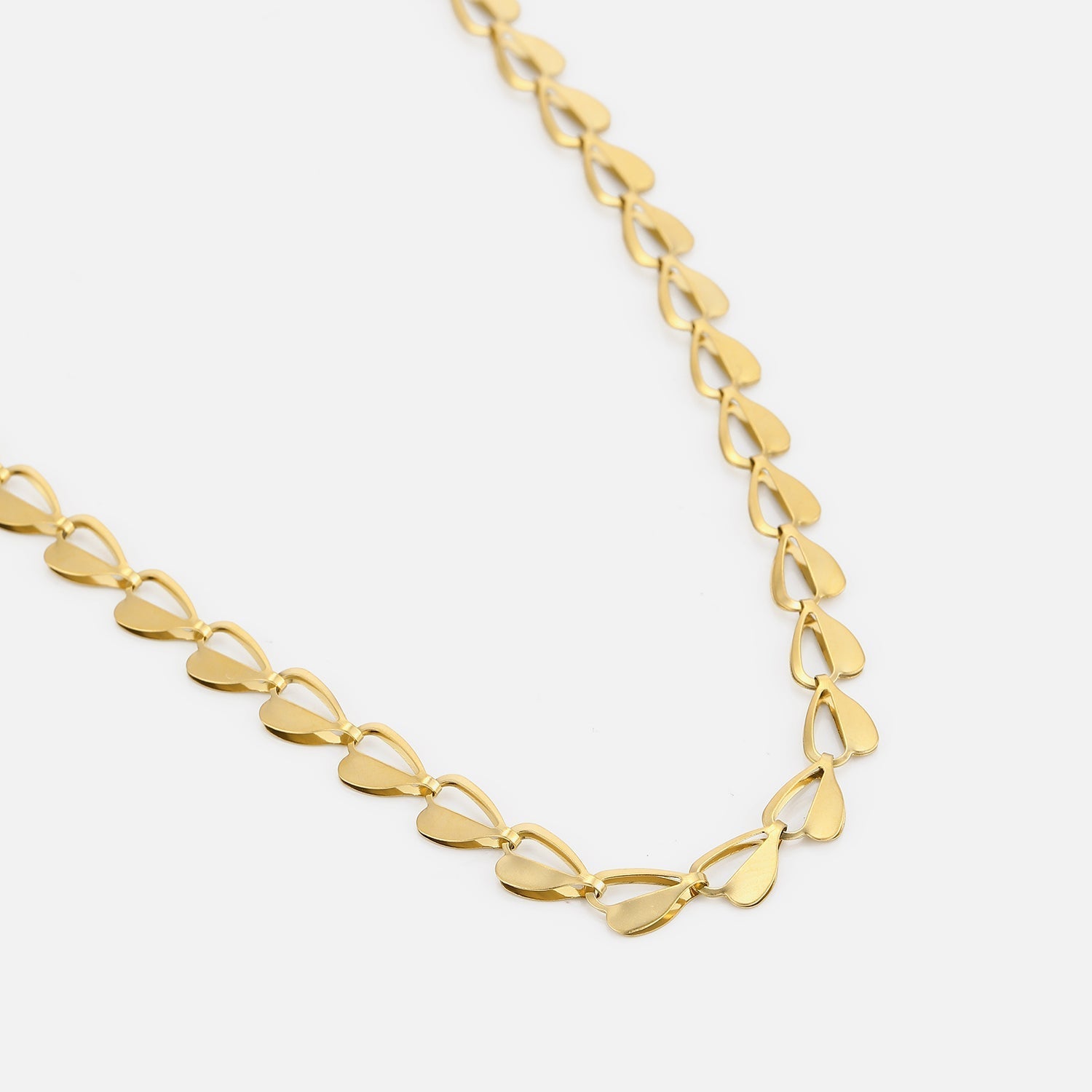 Ketting halve hartjes goud - Desieradenconcurrent.nl