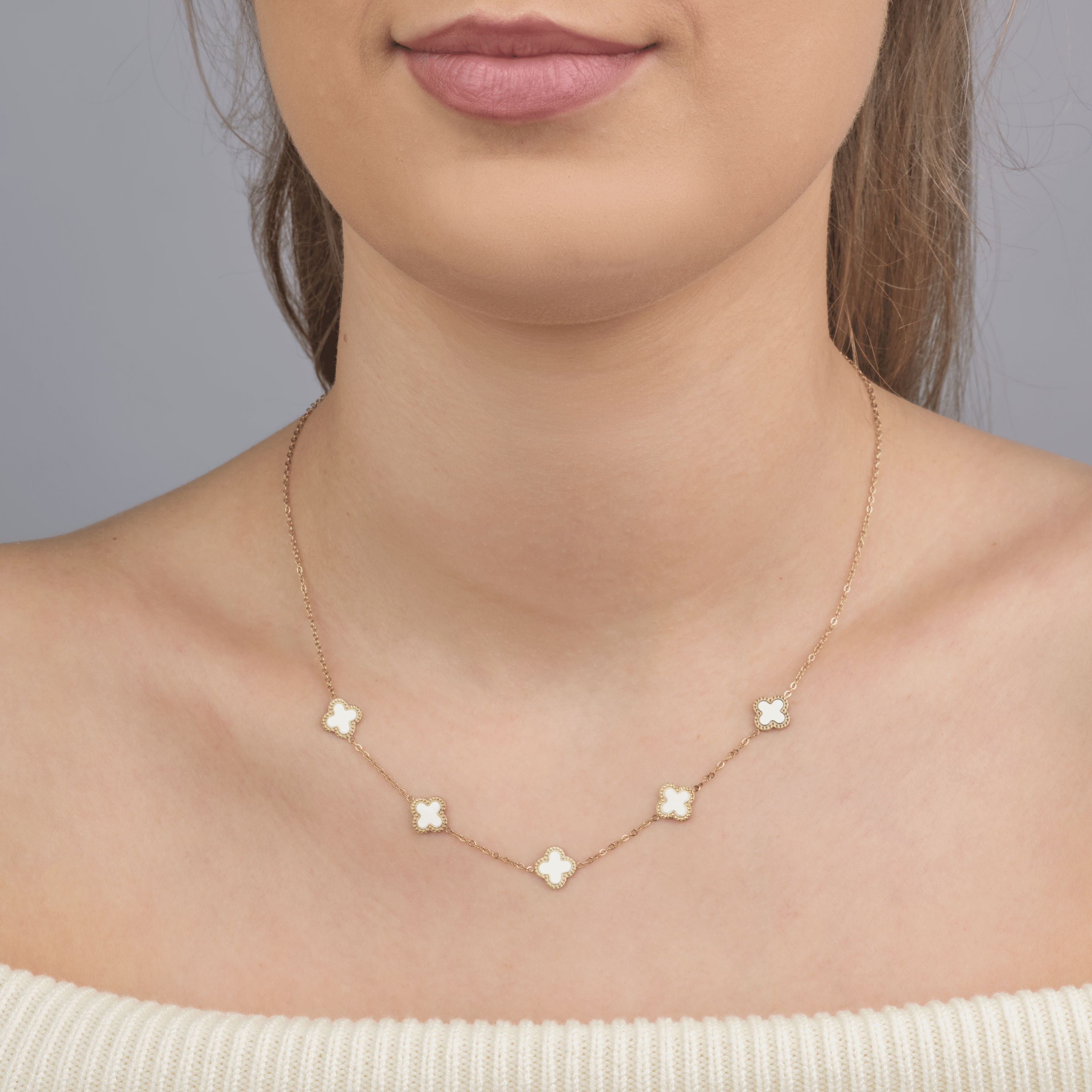 Ketting klaver gold/white - Desieradenconcurrent.nl