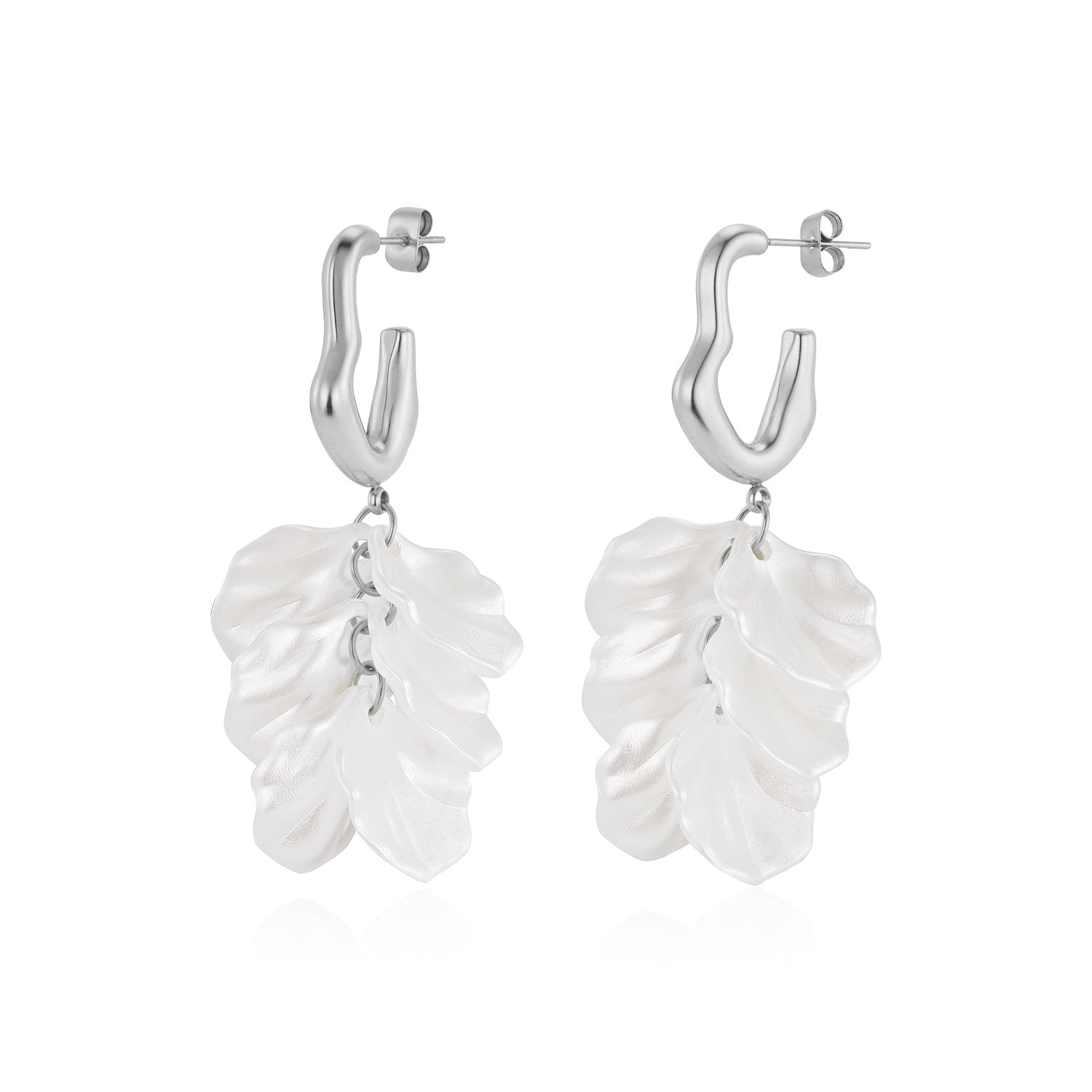 Oorbellen flora wave zilver/wit - Desieradenconcurrent.nl