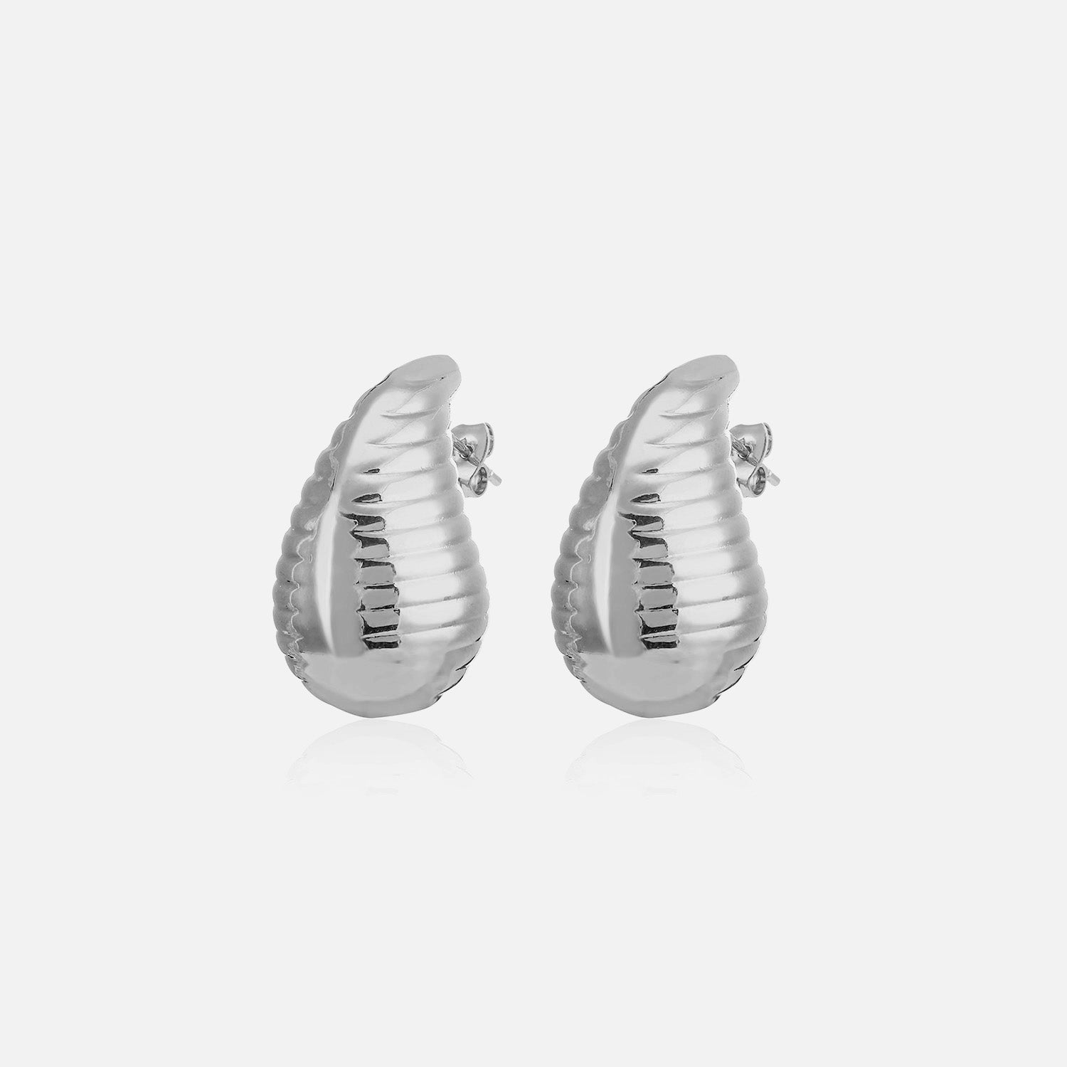 Oorstekers druppel Lux 32mm zilver - Desieradenconcurrent.nl