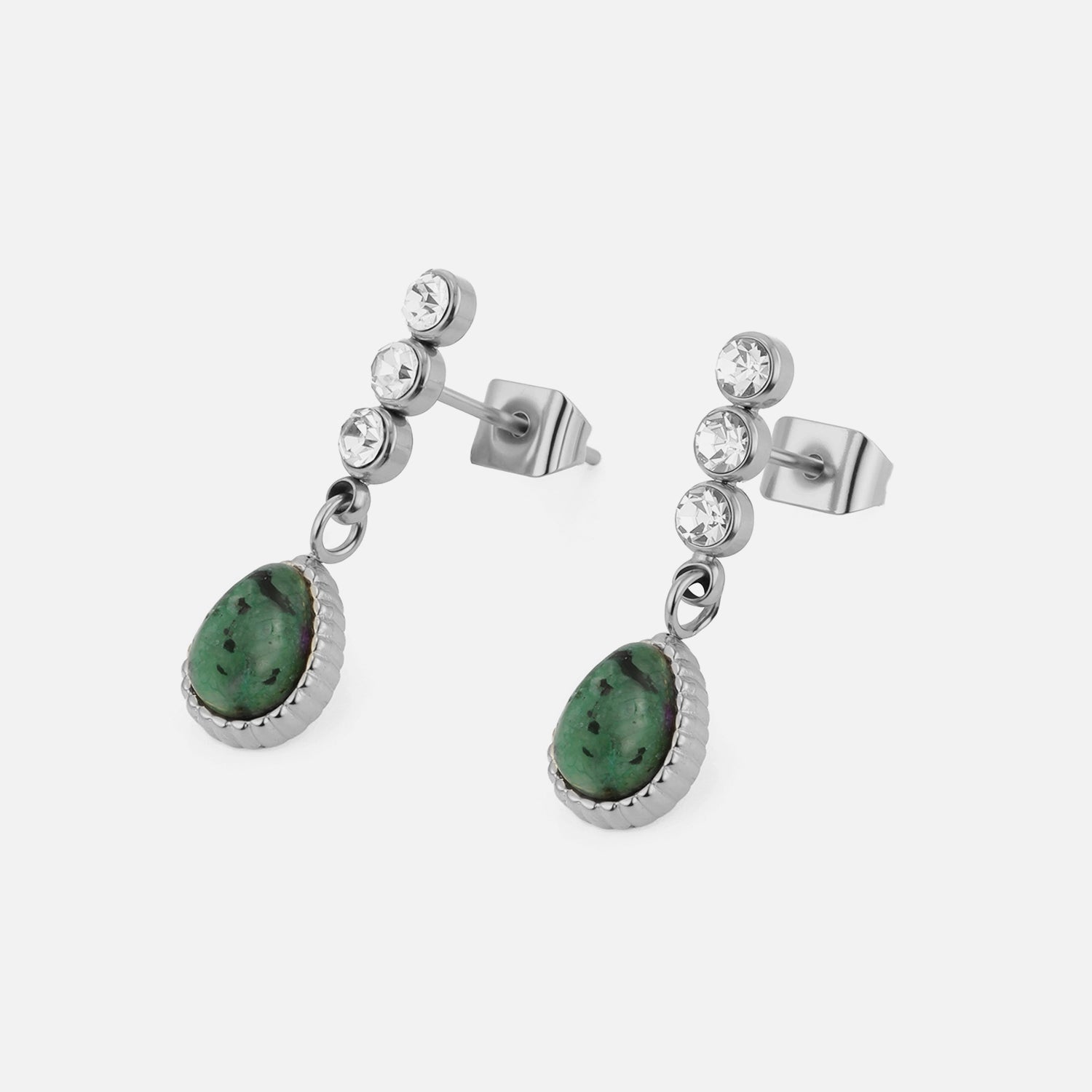 Oorstekers emerald drop zilver - Desieradenconcurrent.nl