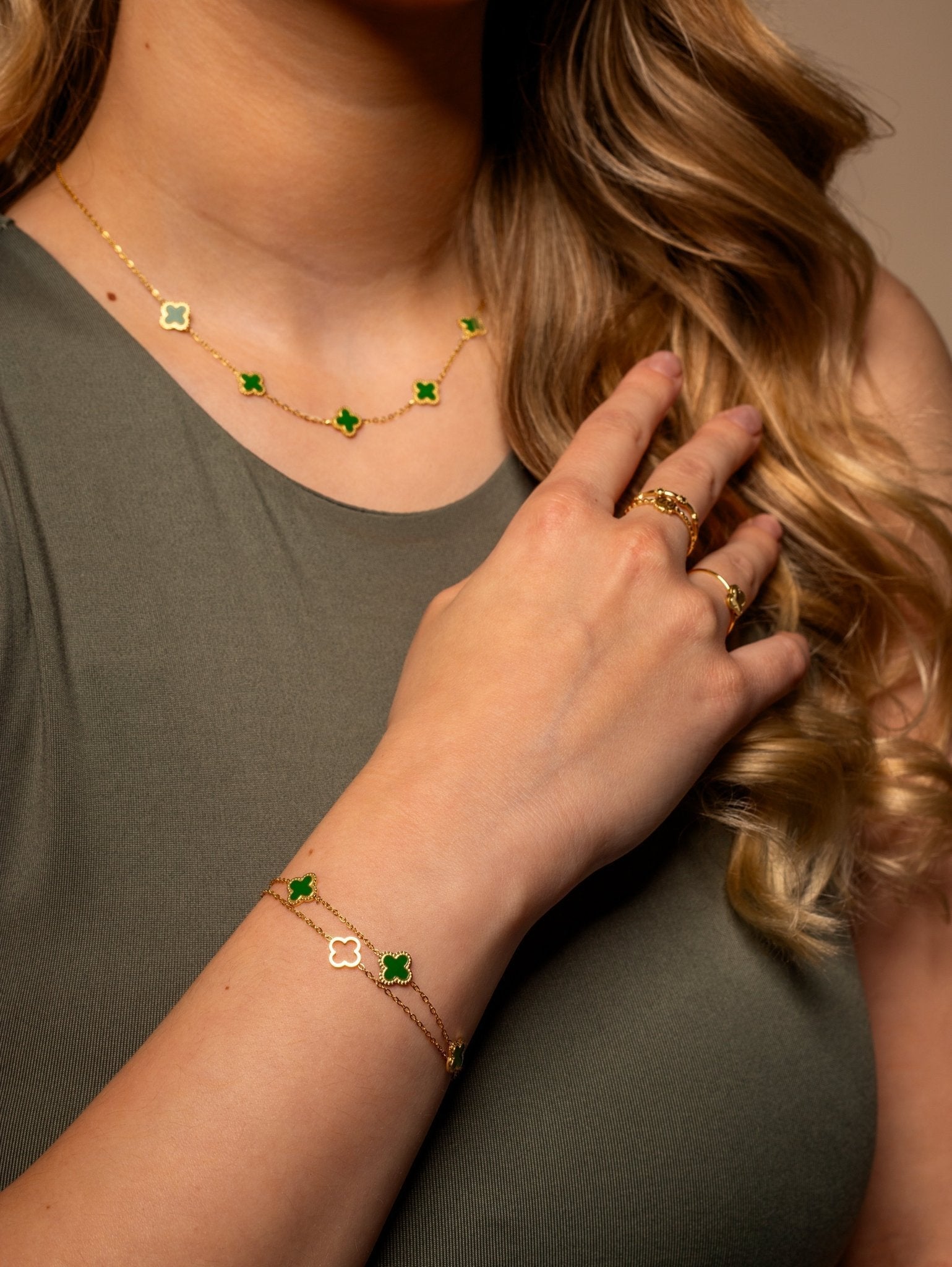 Open klavertje armband goud - Desieradenconcurrent.nl