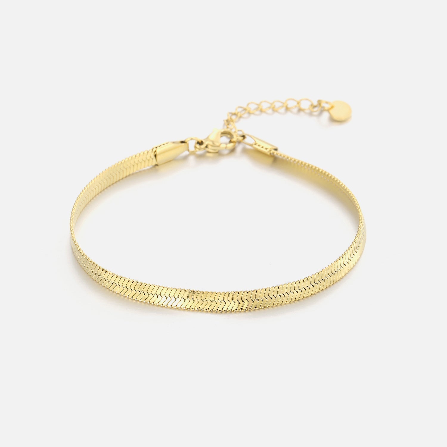 Platte armband 4mm goud - Desieradenconcurrent.nl