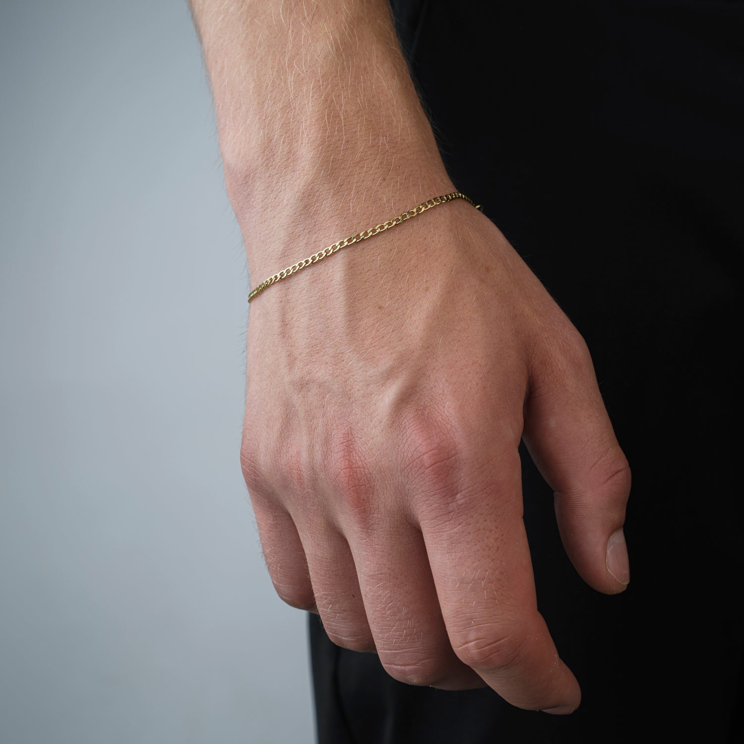 Platte schakel armband 2mm Goud - Desieradenconcurrent.nl