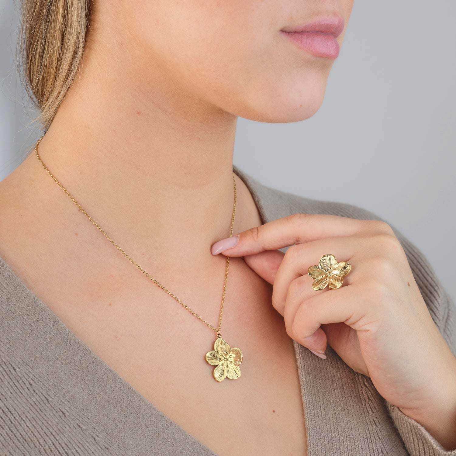 Ring botanical bloom goud - Desieradenconcurrent.nl