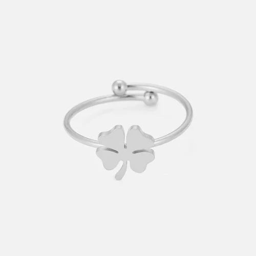 Ring klavervier zilver - Desieradenconcurrent.nl
