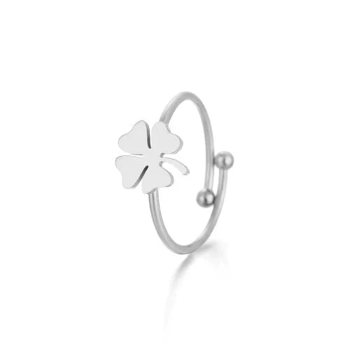 Ring klavervier zilver - Desieradenconcurrent.nl