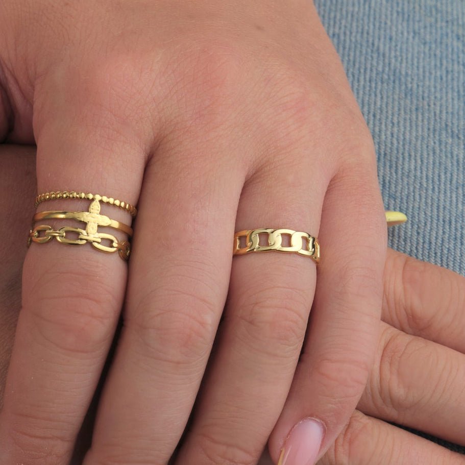 Ring kleine schakels goud - Desieradenconcurrent.nl