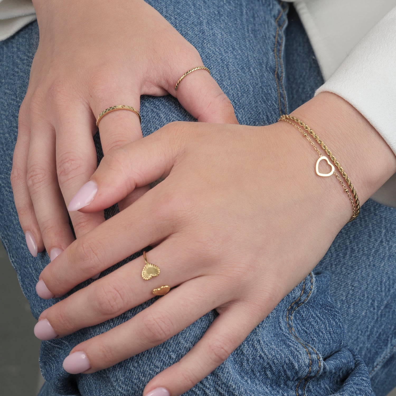 Ring streepjes patroon goud - Desieradenconcurrent.nl